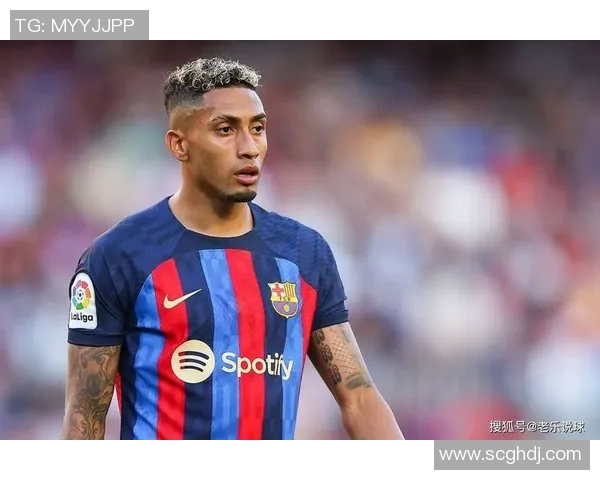 猜猜这位足球球星是谁？挑战你的足球知识与眼力，看看你能否识破谜底