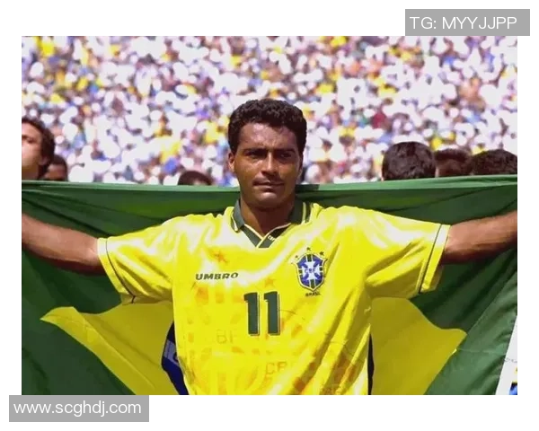 历史十大足球巨星排名揭秘 谁才是真正的球场传奇人物